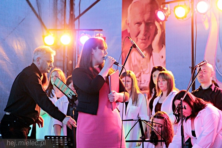 Koncert kanonizacyjny Jana Pawła II w Przecławiu