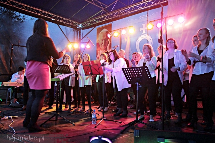 Koncert kanonizacyjny Jana Pawła II w Przecławiu