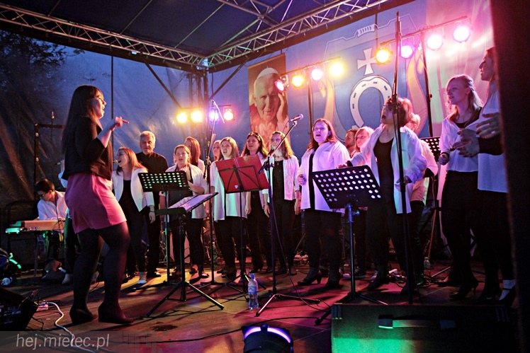 Koncert kanonizacyjny Jana Pawła II w Przecławiu