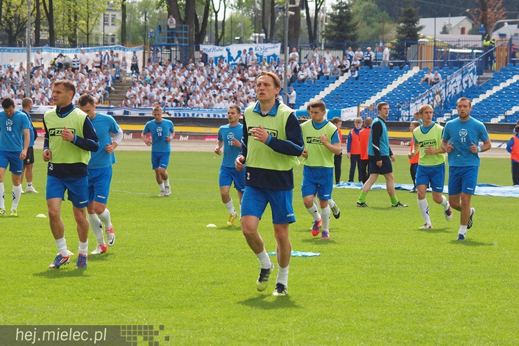 Stal Rzeszów pokonała Stal Mielec 2:0 w meczu II ligi piłkarskiej