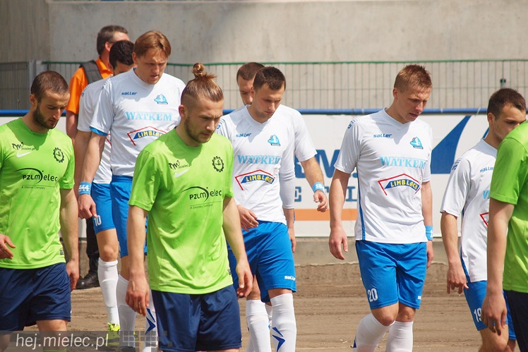 Stal Rzeszów pokonała Stal Mielec 2:0 w meczu II ligi piłkarskiej