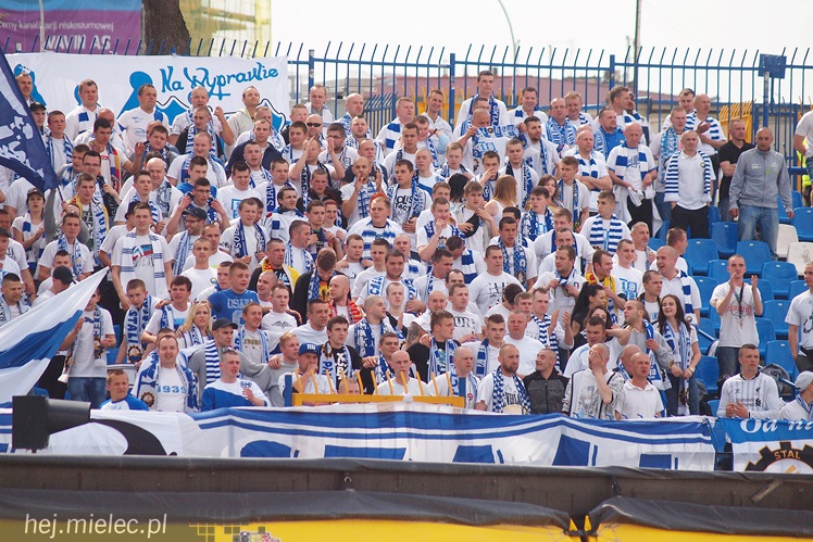 Stal Rzeszów pokonała Stal Mielec 2:0 w meczu II ligi piłkarskiej