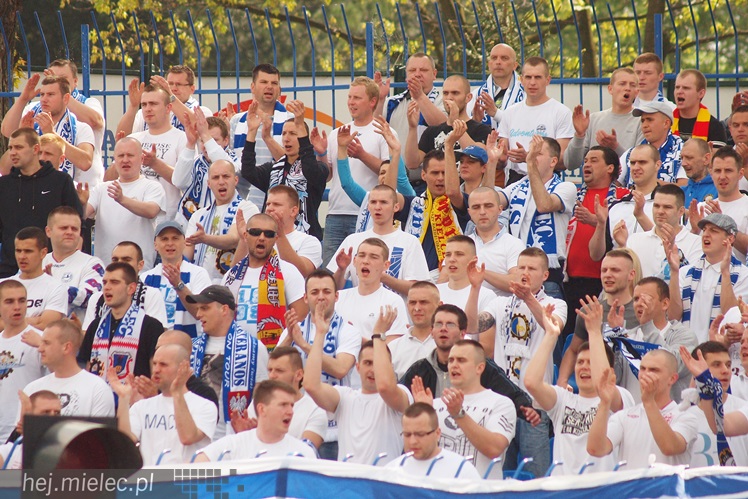 Stal Rzeszów pokonała Stal Mielec 2:0 w meczu II ligi piłkarskiej