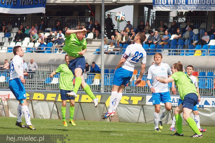 Stal Rzeszów pokonała Stal Mielec 2:0 w meczu II ligi piłkarskiej