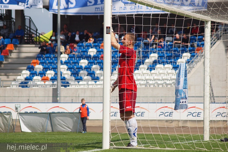 Stal Rzeszów pokonała Stal Mielec 2:0 w meczu II ligi piłkarskiej