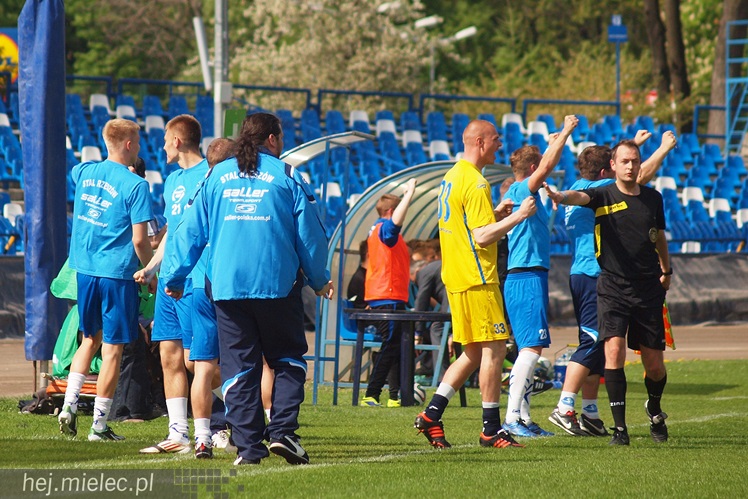 Stal Rzeszów pokonała Stal Mielec 2:0 w meczu II ligi piłkarskiej