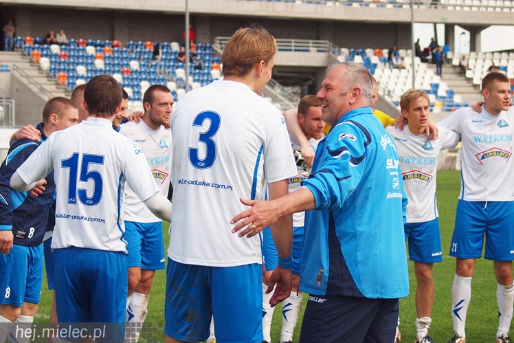 Stal Rzeszów pokonała Stal Mielec 2:0 w meczu II ligi piłkarskiej
