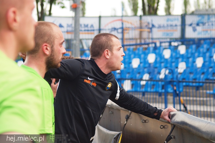Stal Rzeszów pokonała Stal Mielec 2:0 w meczu II ligi piłkarskiej