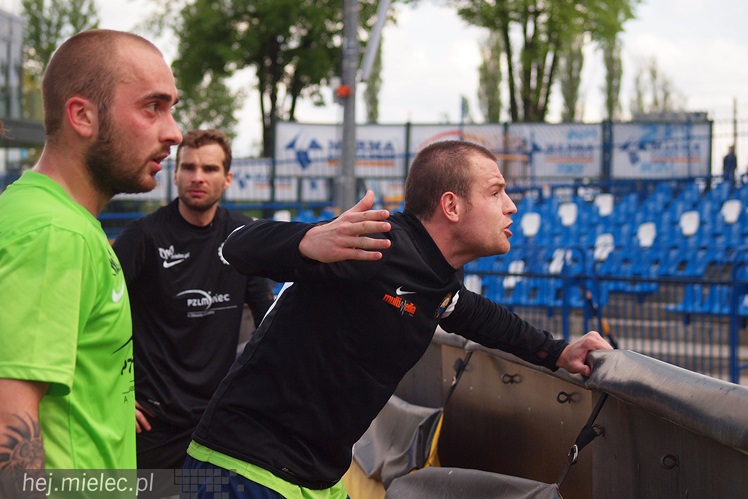Stal Rzeszów pokonała Stal Mielec 2:0 w meczu II ligi piłkarskiej