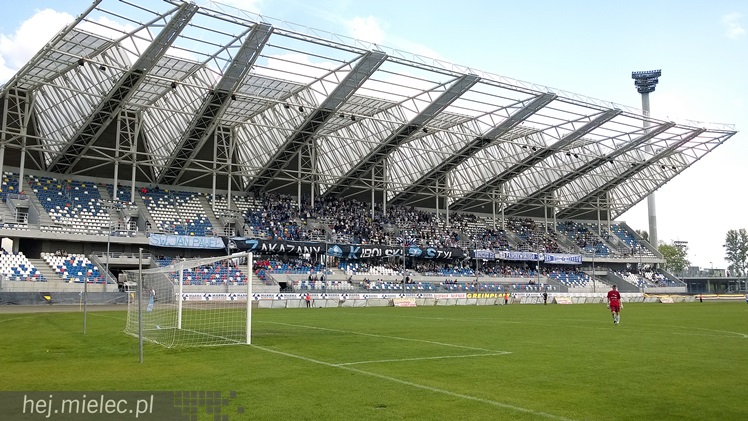 Stal Rzeszów pokonała Stal Mielec 2:0 w meczu II ligi piłkarskiej