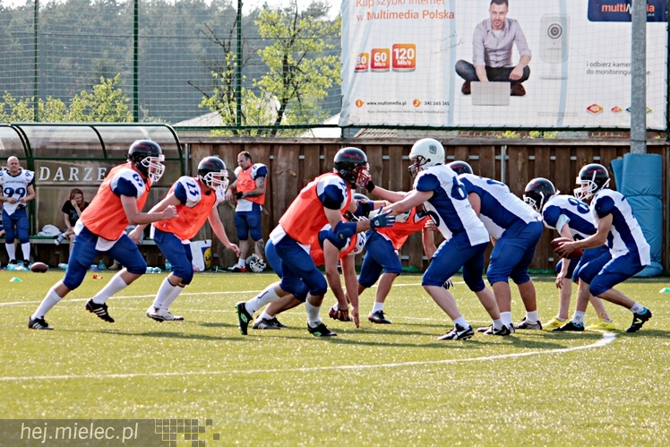 Majówka w KoloRado i Rado Extreme - pokaz futbou amerykańskiego
