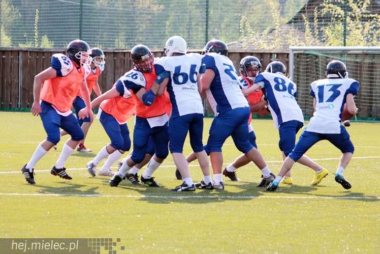 Majówka w KoloRado i Rado Extreme - pokaz futbou amerykańskiego