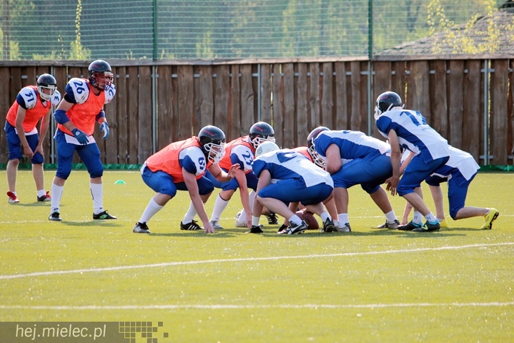 Majówka w KoloRado i Rado Extreme - pokaz futbou amerykańskiego