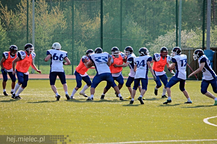 Majówka w KoloRado i Rado Extreme - pokaz futbou amerykańskiego