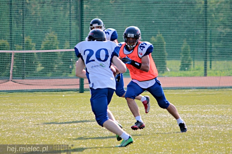 Majówka w KoloRado i Rado Extreme - pokaz futbou amerykańskiego