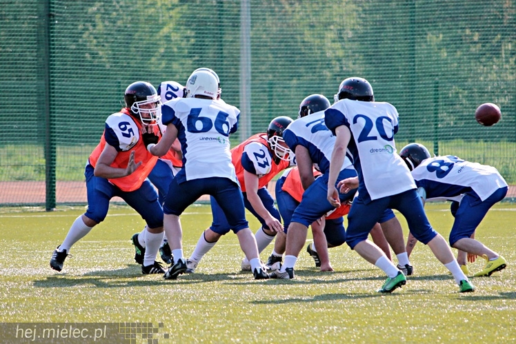Majówka w KoloRado i Rado Extreme - pokaz futbou amerykańskiego