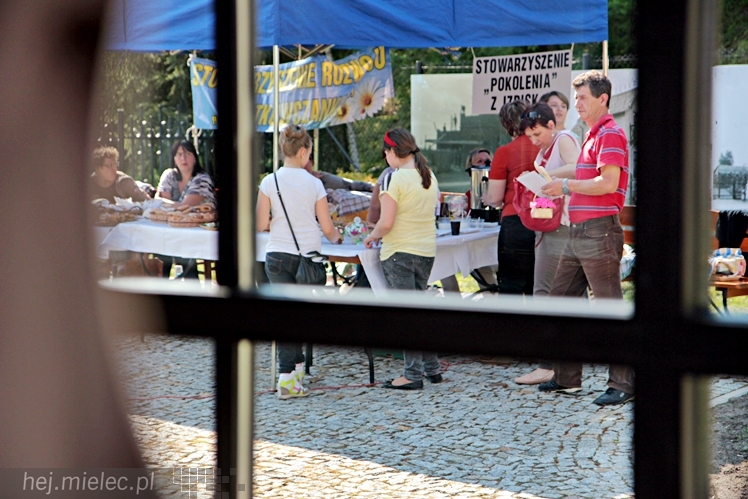 Wariacje łóżkowe i gitarowe w Jadernówce - dzień otwarty