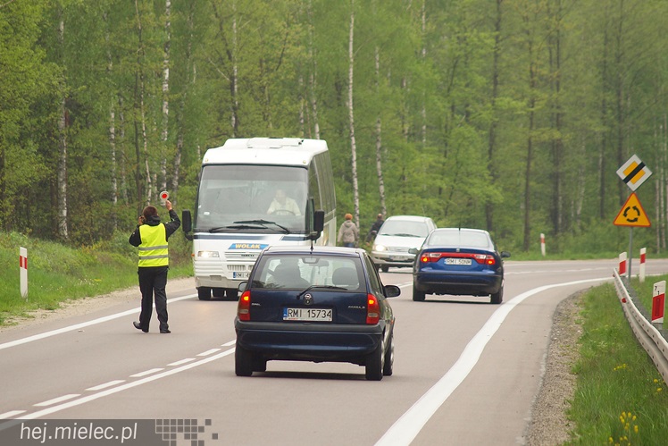 Dwieście osób pielgrzymowało do kapliczki cudami słynącej