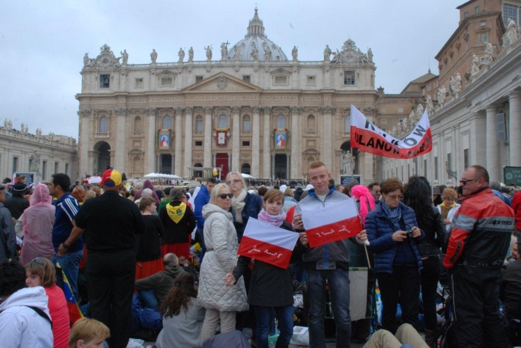 Mieleccy pielgrzymi na kanonizacji papieży w Watykanie