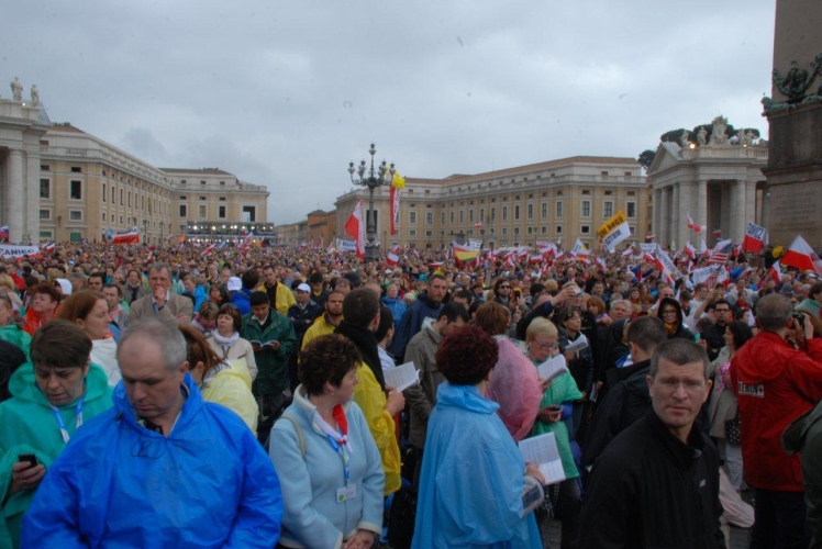 Mieleccy pielgrzymi na kanonizacji papieży w Watykanie