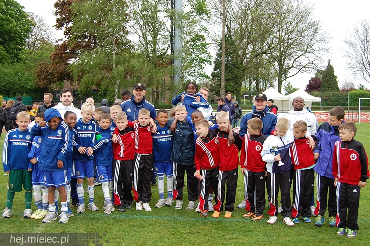 Drużyna Orlików FKS STAL Mielec 2004 na Tournoi CAP PRO YOUNG Ed. 2014 - WASQUEHAL