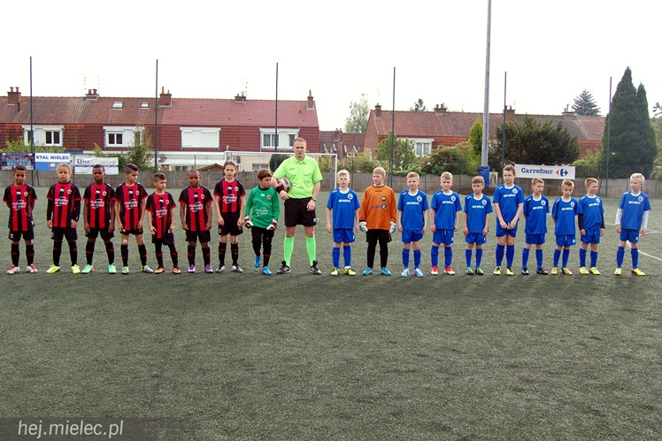 Drużyna Orlików FKS STAL Mielec 2004 na Tournoi CAP PRO YOUNG Ed. 2014 - WASQUEHAL