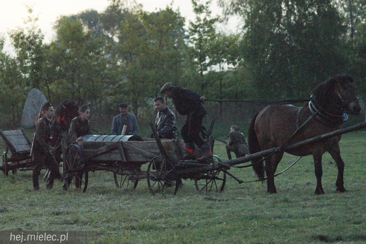 Przyszli zobaczyć jak ich dziadkowie walczyli z okupantem. Historyczny piknik w Podborzu