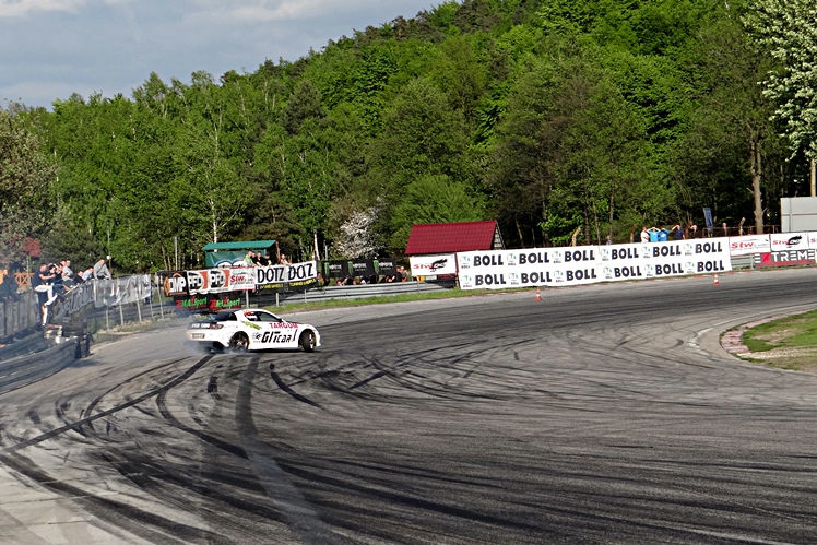 Jacek Popiołek podczas II rundy Driftingowych Mistrzostw Polski