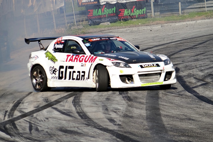 Jacek Popiołek podczas II rundy Driftingowych Mistrzostw Polski