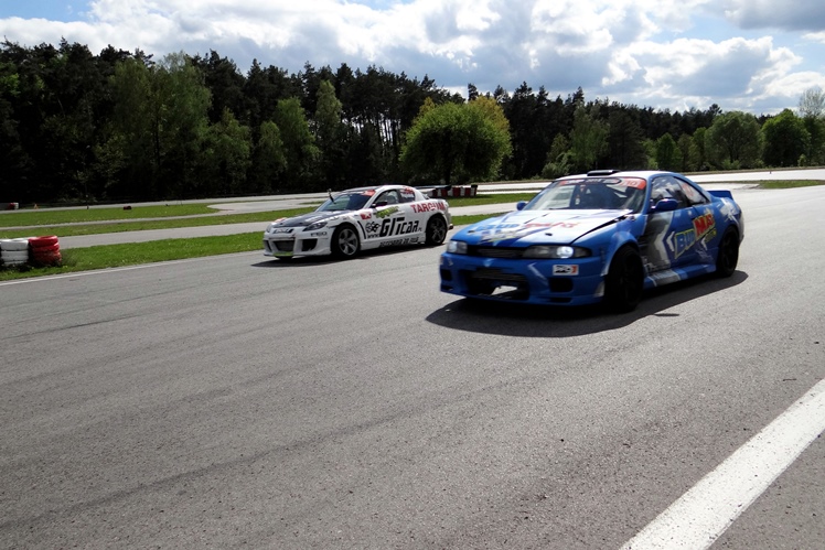 Jacek Popiołek podczas II rundy Driftingowych Mistrzostw Polski