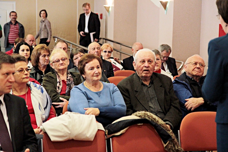 Marszałek Sejmu Ewa Kopacz w Mielcu spotkała się z seniorami