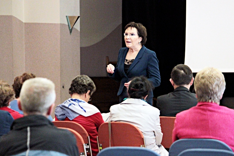 Marszałek Sejmu Ewa Kopacz w Mielcu spotkała się z seniorami