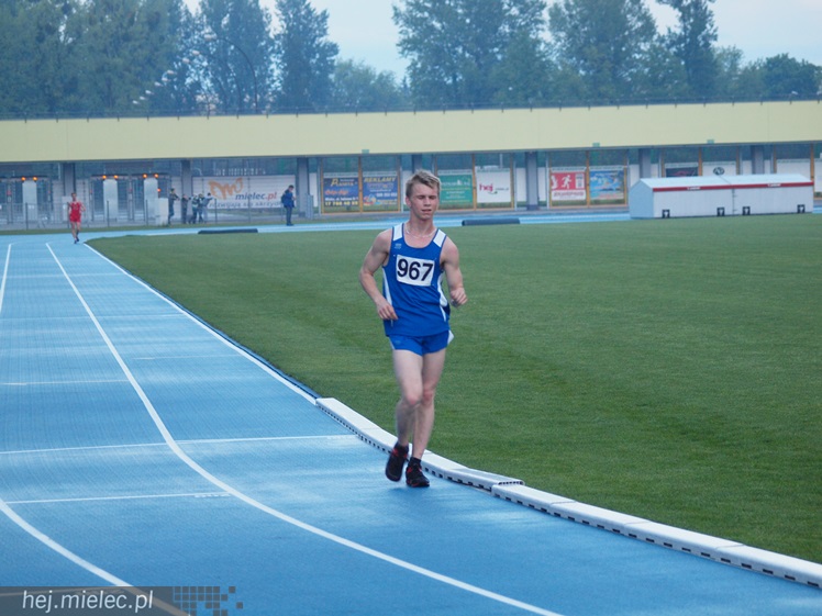 Podkarpacka Olimpiada Młodzieży i mityng LA odbyły się na mieleckim stadionie
