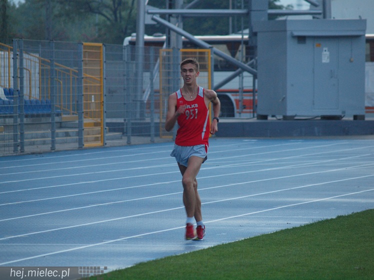 Podkarpacka Olimpiada Młodzieży i mityng LA odbyły się na mieleckim stadionie