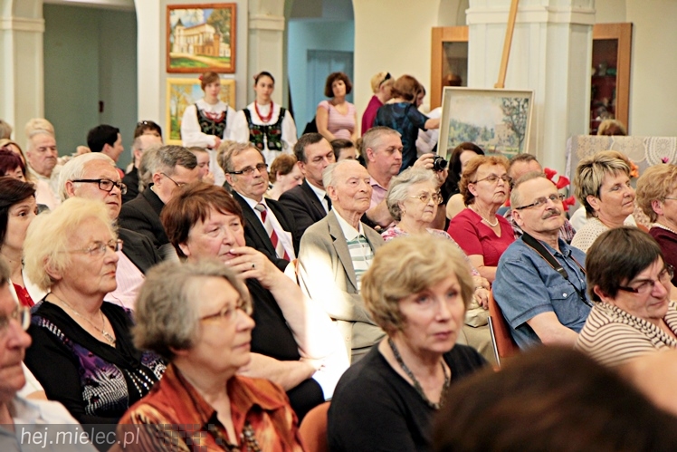 50-lecie Towarzystwa Miłośników Ziemi Mieleckiej: doroczna wystawa Klubu Środowisk Twórczych