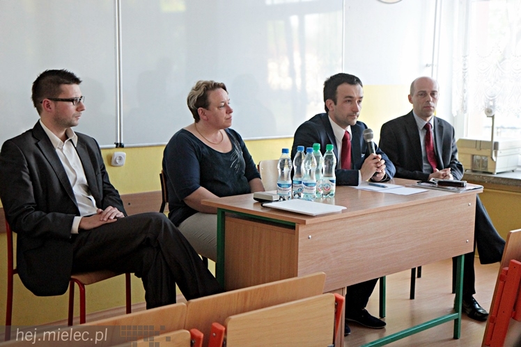 Debata przedwyborcza czwórki kandydatów do PE