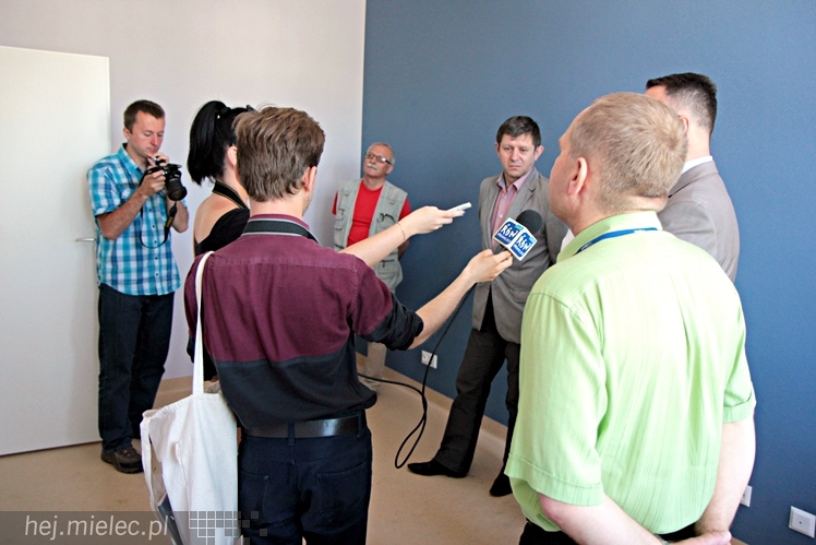 Ponad 1,5 mln zł z rezerwy budżetu państwa dla pogotowia. Skowrońska zobaczyła obiekt