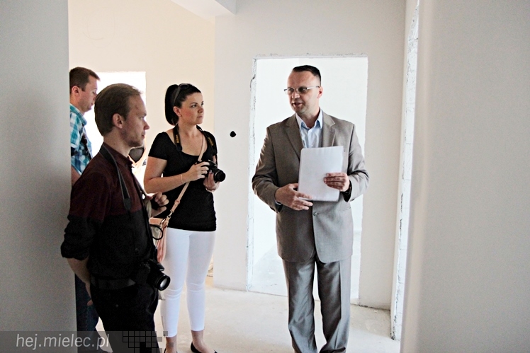 Ponad 1,5 mln zł z rezerwy budżetu państwa dla pogotowia. Skowrońska zobaczyła obiekt