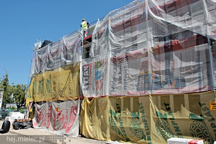 Ponad 1,5 mln zł z rezerwy budżetu państwa dla pogotowia. Skowrońska zobaczyła obiekt