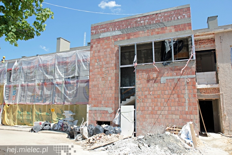 Ponad 1,5 mln zł z rezerwy budżetu państwa dla pogotowia. Skowrońska zobaczyła obiekt