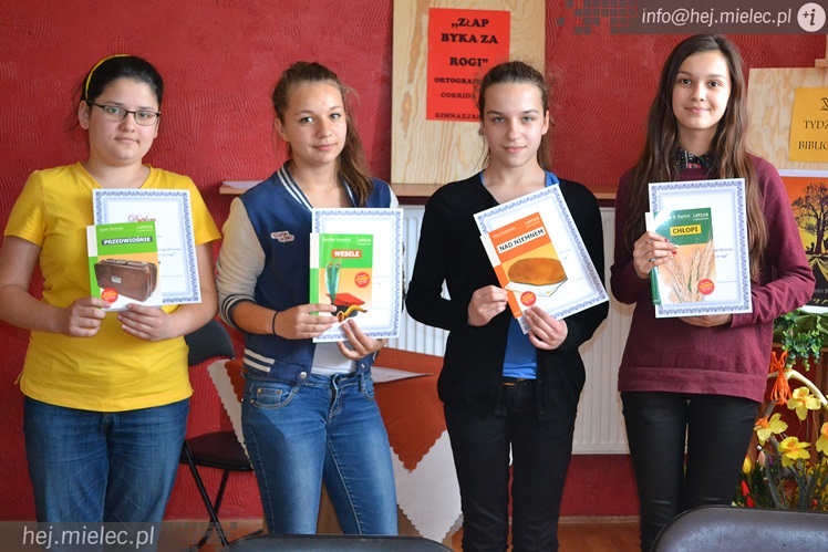 Czytanie połączyło pokolenia z gminy Mielec