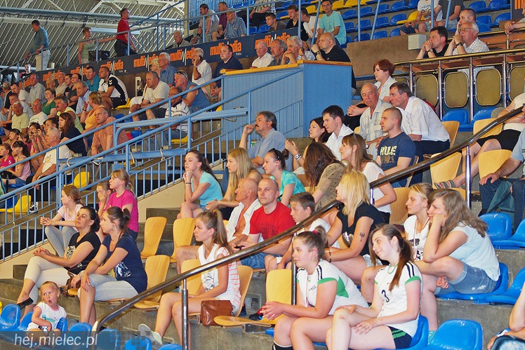 Siatkarki Szóstki Mielec awansowały do II ligi! Ograły zespół z Sopotu!