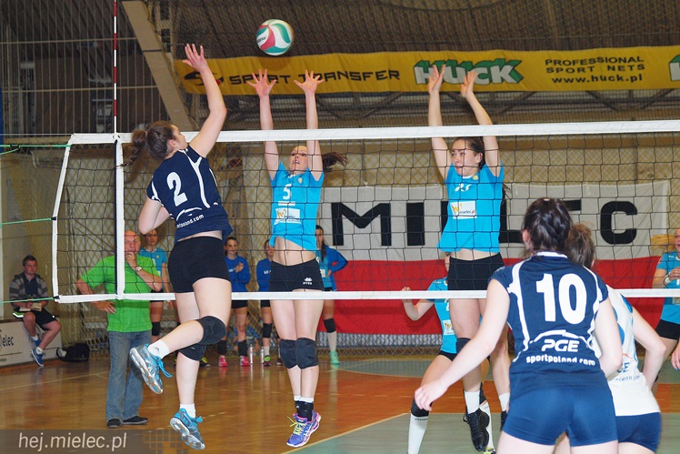 Siatkarki Szóstki Mielec awansowały do II ligi! Ograły zespół z Sopotu!