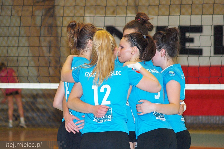Siatkarki Szóstki Mielec awansowały do II ligi! Ograły zespół z Sopotu!