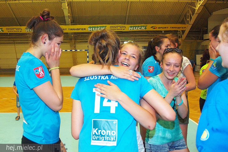 Siatkarki Szóstki Mielec awansowały do II ligi! Ograły zespół z Sopotu!