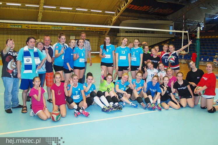 Siatkarki Szóstki Mielec awansowały do II ligi! Ograły zespół z Sopotu!