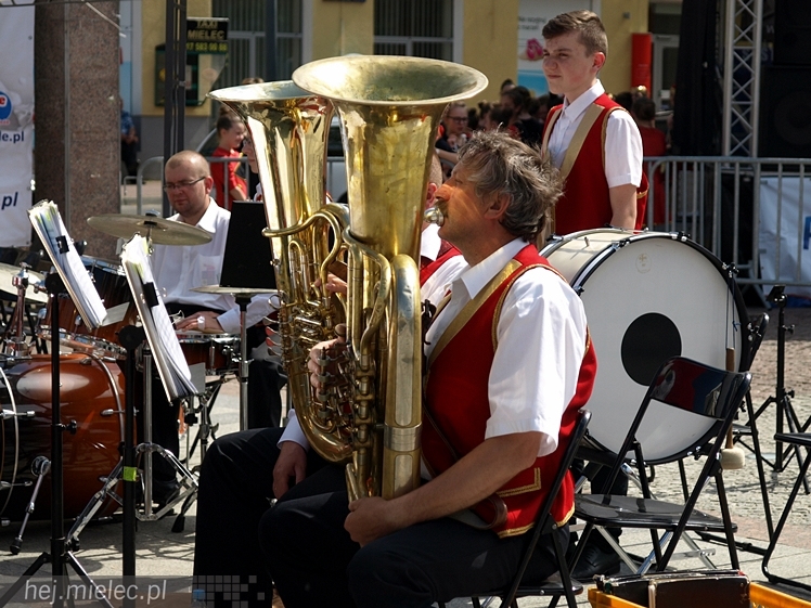 Powiatowy Festyn Rodzinny z okazji Dnia Dziecka i Dnia Matki