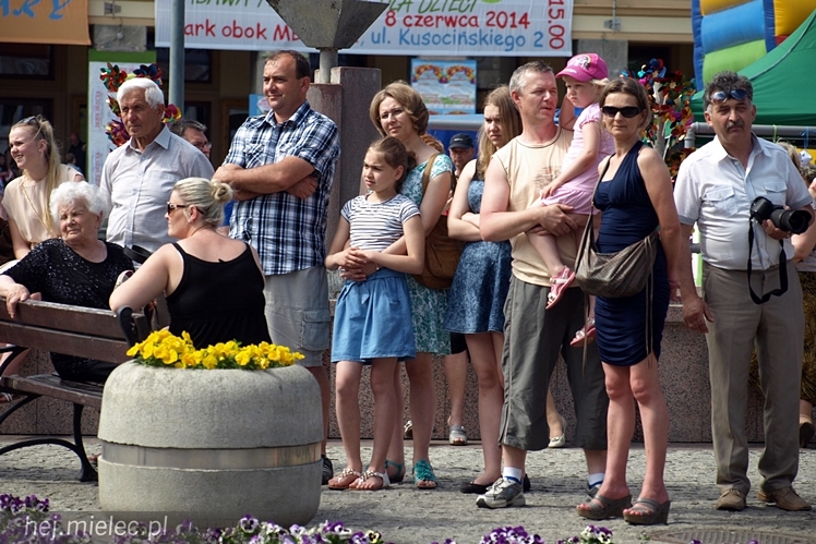 Powiatowy Festyn Rodzinny z okazji Dnia Dziecka i Dnia Matki