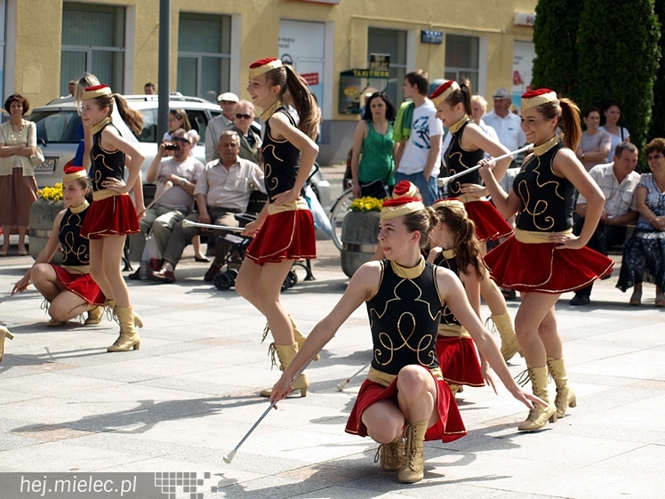 Powiatowy Festyn Rodzinny z okazji Dnia Dziecka i Dnia Matki