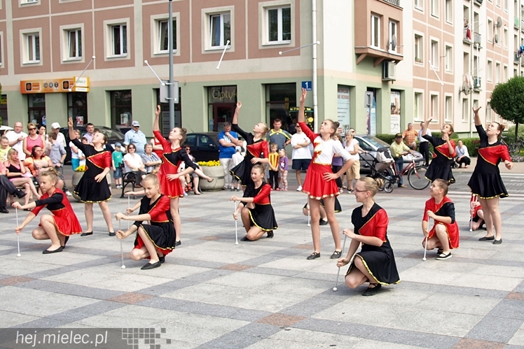 Powiatowy Festyn Rodzinny z okazji Dnia Dziecka i Dnia Matki